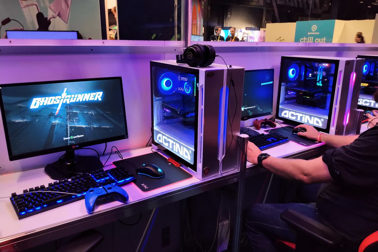 Изображение из объявления Steam