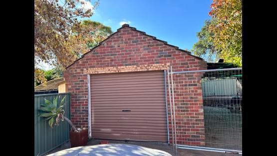 Garage Square